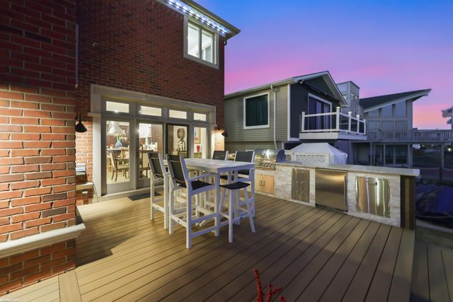 32492 N River Road, Harrison Twp, MI 48045