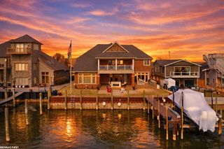 32492 N River Road, Harrison Twp, MI 48045