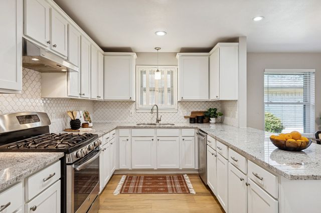 6306 Highgate Lane, Dallas, TX 75214