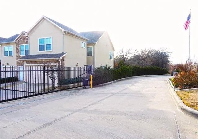 1548 Aldra Drive, Fort Worth, TX 76120