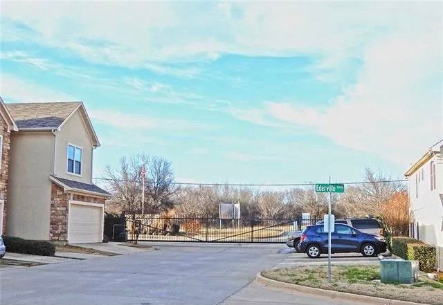 1548 Aldra Drive, Fort Worth, TX 76120