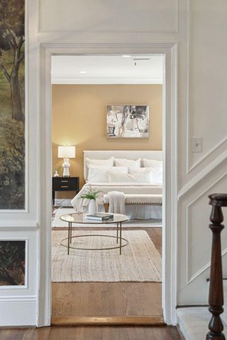 2 Bedons Alley, Charleston, SC 29401