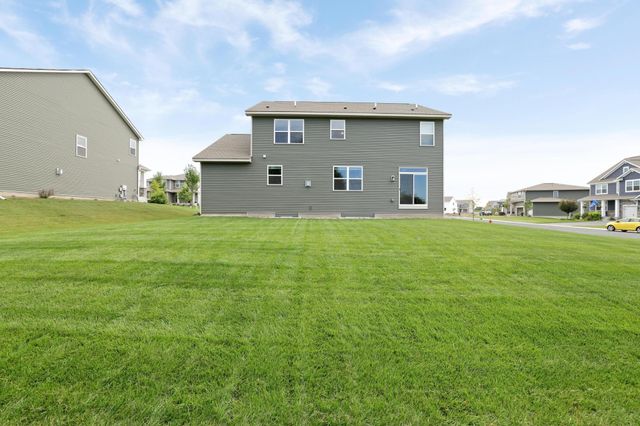 3064 Sunflower Way NW, Prior Lake, MN 55352