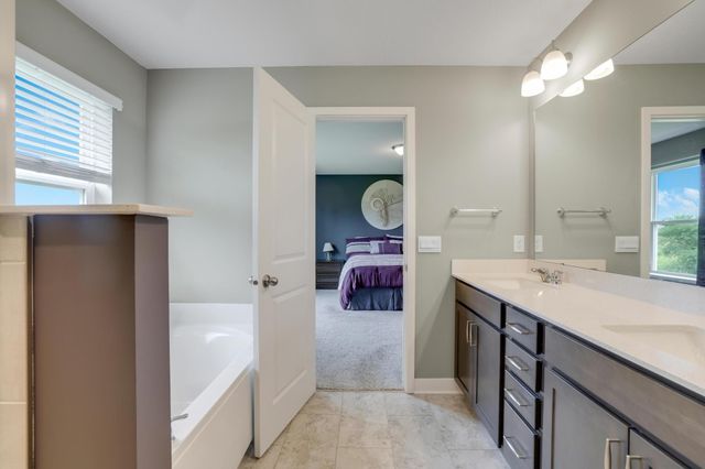 3064 Sunflower Way NW, Prior Lake, MN 55352