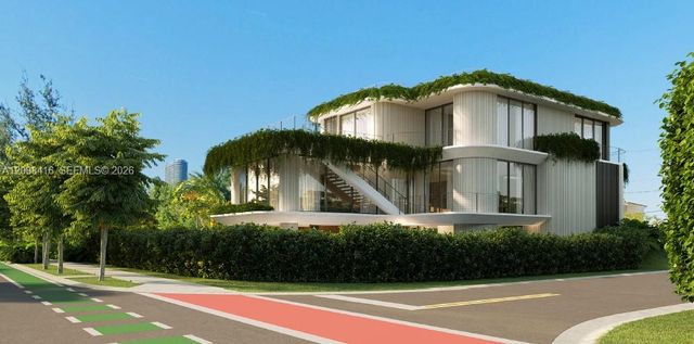 920 N Venetian Drive, Miami, FL 33139