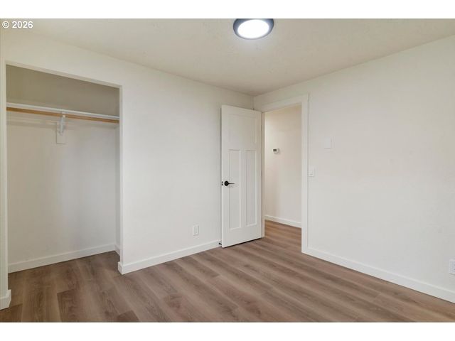 2440 S 2ND St, Lebanon, OR 97355