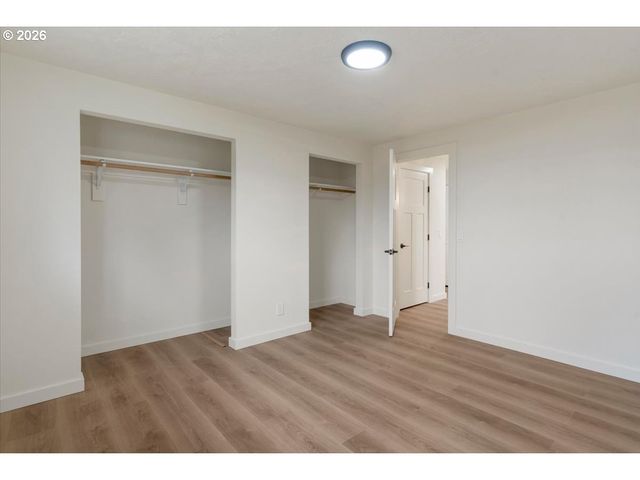 2440 S 2ND St, Lebanon, OR 97355