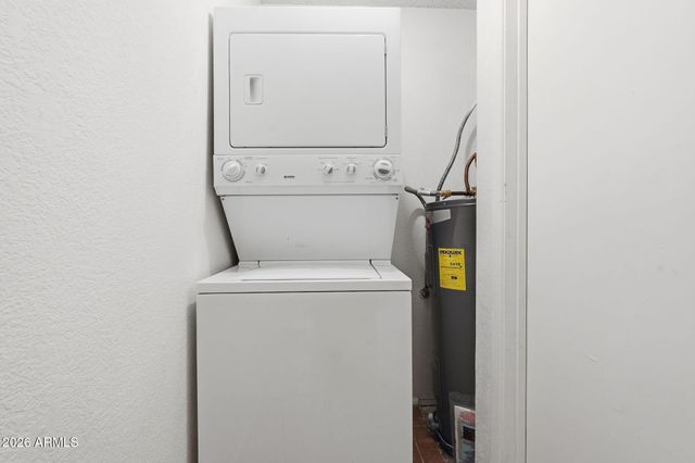 9209 N 59TH Avenue 205, Glendale, AZ 85302