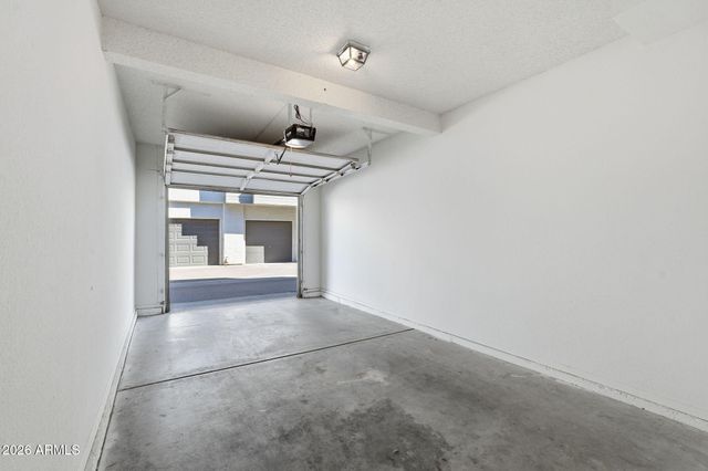 9209 N 59TH Avenue 205, Glendale, AZ 85302