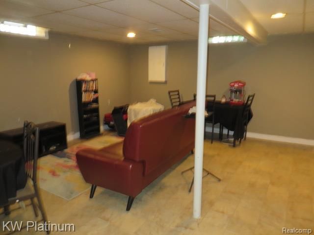 23120 Lambrecht Avenue, Eastpointe, MI 48021