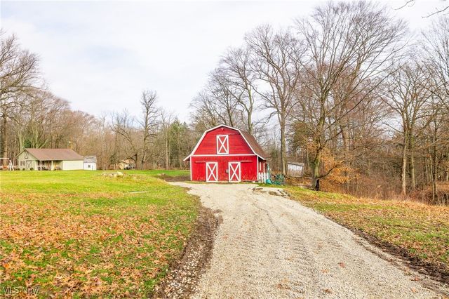 327 Briarhill Street, Rittman, OH 44270