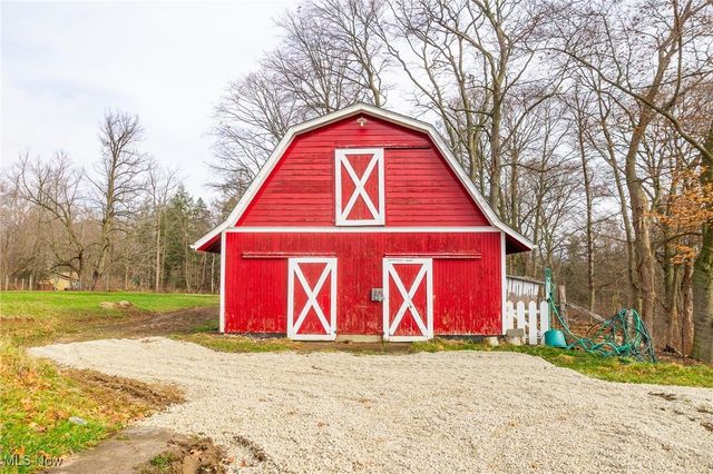 327 Briarhill Street, Rittman, OH 44270