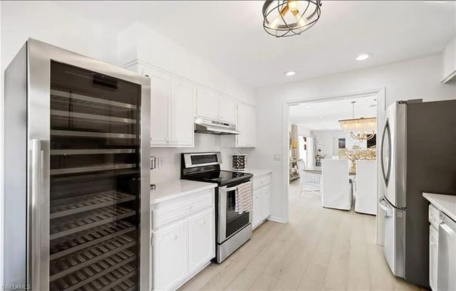 2728 Crayton RD, Naples, FL 34103