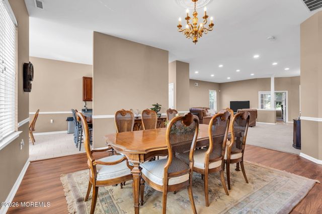 1 Turnberry Place, Jackson, NJ 08527