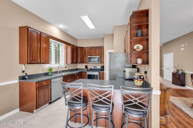 1 Turnberry Place, Jackson, NJ 08527