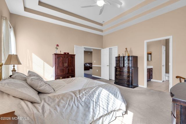 1 Turnberry Place, Jackson, NJ 08527