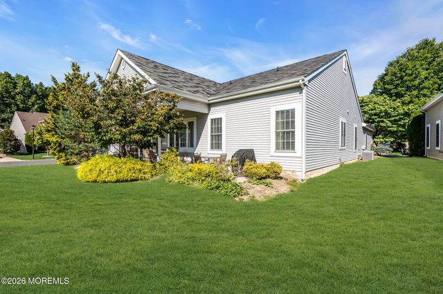 1 Turnberry Place, Jackson, NJ 08527
