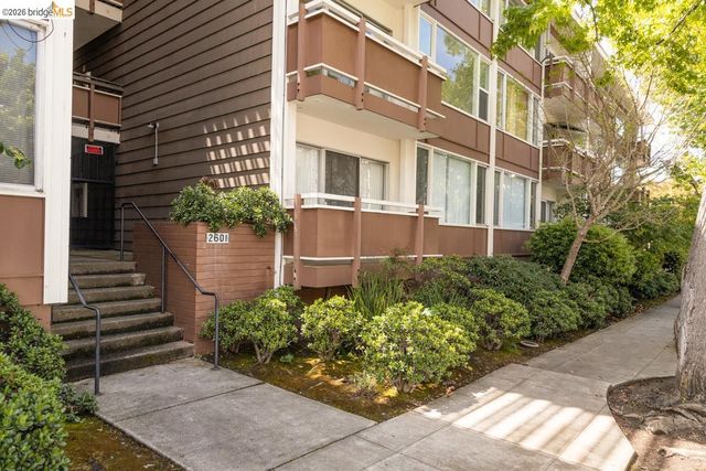 2601 College Ave 108, Berkeley, CA 94704