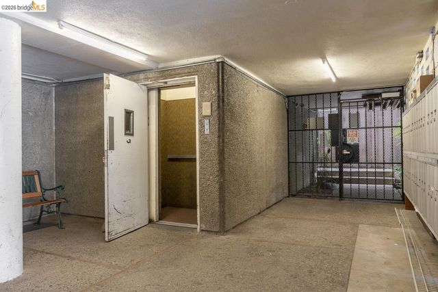2601 College Ave 108, Berkeley, CA 94704