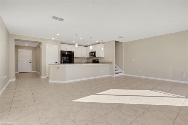 15061 Caspian Tern CT # 102, North Fort Myers, FL 33917