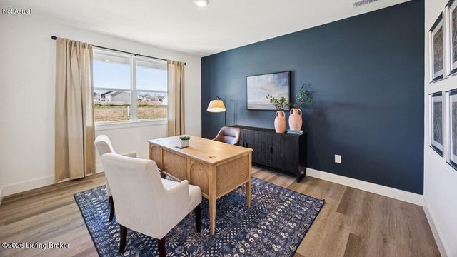 8105 Cedar Pointe Dr, Louisville, KY 40229