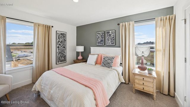 8105 Cedar Pointe Dr, Louisville, KY 40229