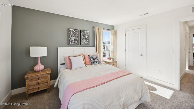 8105 Cedar Pointe Dr, Louisville, KY 40229