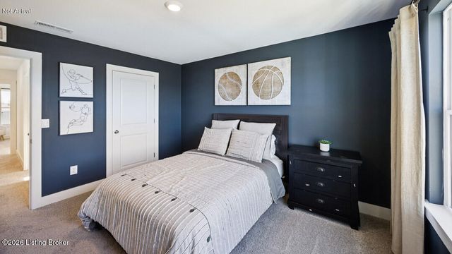 8105 Cedar Pointe Dr, Louisville, KY 40229