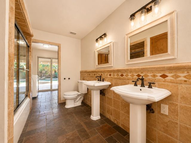 627 E Utah Avenue, Fresno, CA 93720