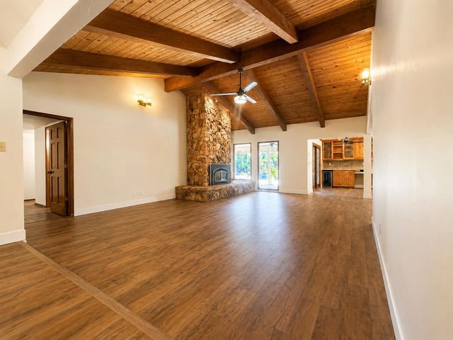 627 E Utah Avenue, Fresno, CA 93720