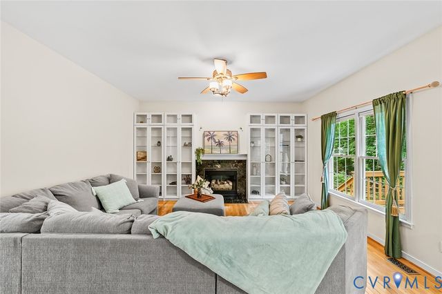 5407 Meadow Chase Rd, Midlothian, VA 23112