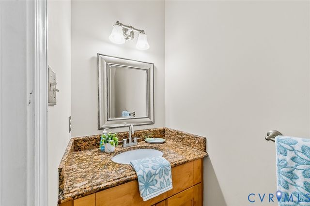 5407 Meadow Chase Rd, Midlothian, VA 23112