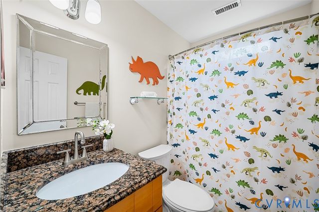 5407 Meadow Chase Rd, Midlothian, VA 23112