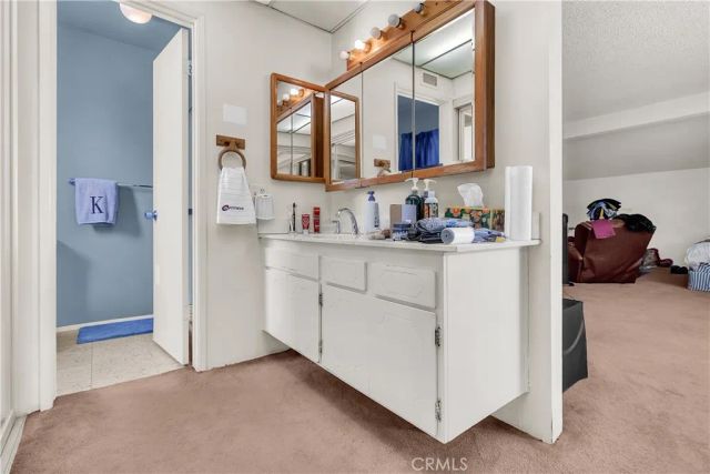 7156 Nada, Downey, CA 90242