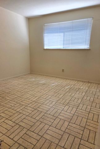4456 Stollwood Dr, Carmichael, CA 95608