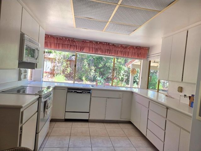 4456 Stollwood Dr, Carmichael, CA 95608