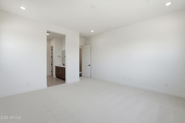 17789 W CRAWFORDSVILLE Drive, Surprise, AZ 85388