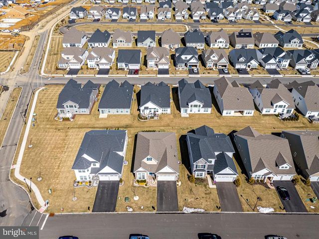 25 STARLIGHT DR, Monroe Township, NJ 08831