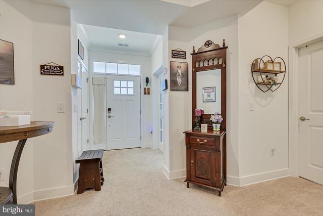 25 STARLIGHT DR, Monroe Township, NJ 08831