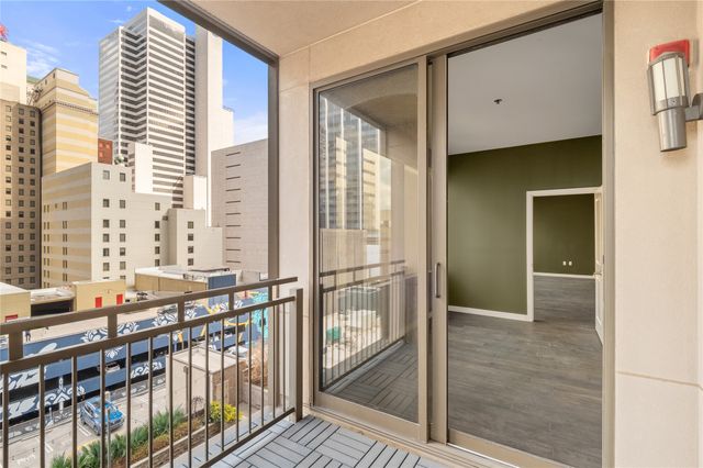 1200 Main Street 909, Dallas, TX 75202