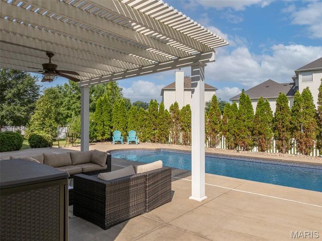 103 Perennial Court, Dardenne Prairie, MO 63368