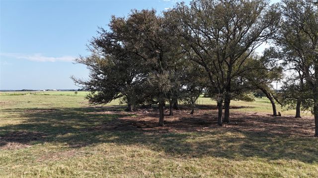 2039 County Road 326, Giddings, TX 78942