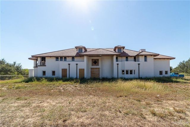 2136 E Mile 3, Palmhurst, TX 78573