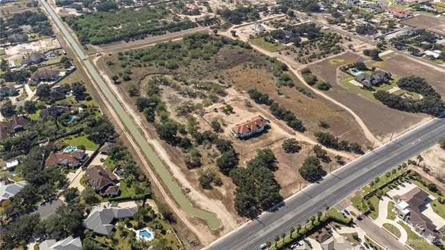 2136 E Mile 3, Palmhurst, TX 78573