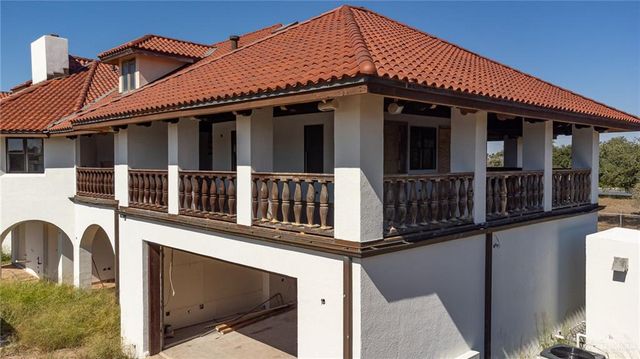 2136 E Mile 3, Palmhurst, TX 78573