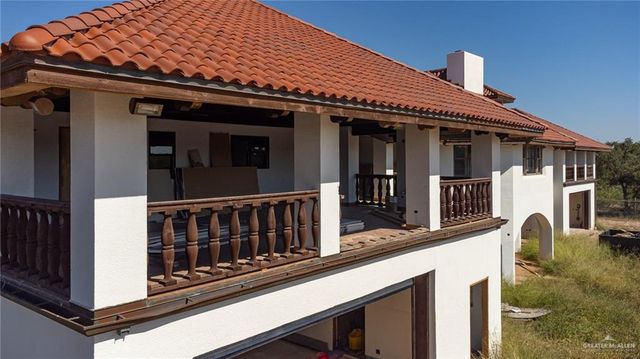 2136 E Mile 3, Palmhurst, TX 78573