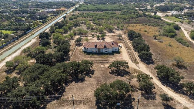2136 E Mile 3, Palmhurst, TX 78573