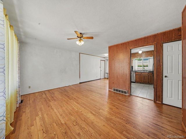 32 Dudley Avenue, Colorado Springs, CO 80909