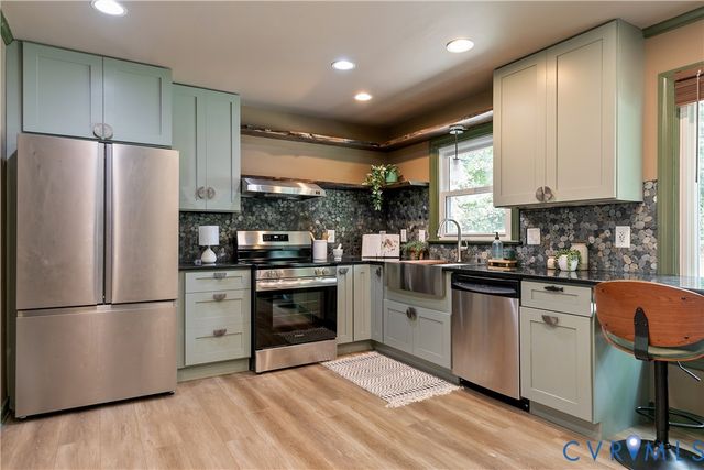 4223 Roundhill Dr, Chesterfield, VA 23832