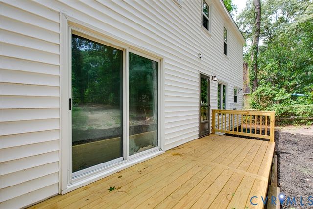 4223 Roundhill Dr, Chesterfield, VA 23832